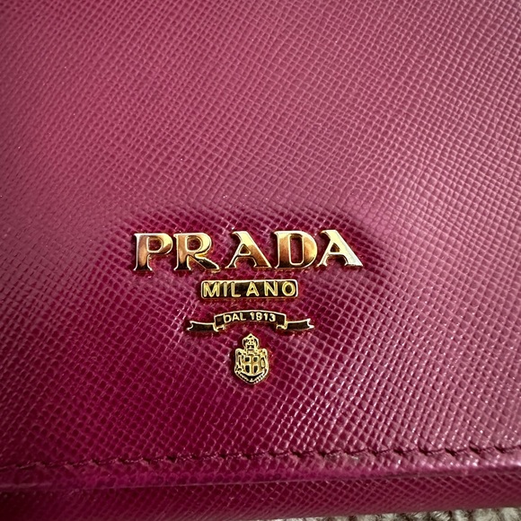 Prada wallet - Picture 4 of 4
